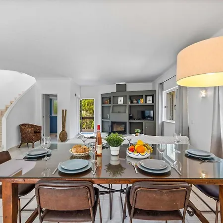 Villa Amoreira By Lagoa (Algarve)