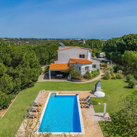 Amoreira By Lagoa (Algarve)