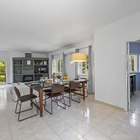Villa Amoreira By