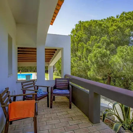 Amoreira By Lagoa (Algarve)